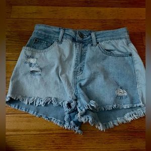 Ripped jeans shorts